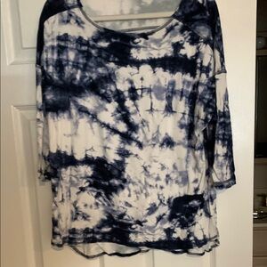 SNO SKINS Blue and White Oversized 3/4 Sleeve Tee